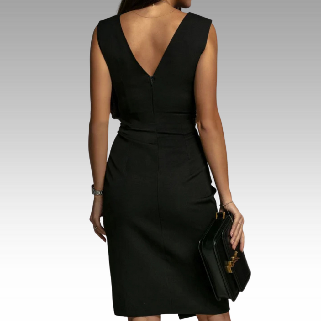 Regalia™ – Elegante getailleerde jurk met V-hals en split