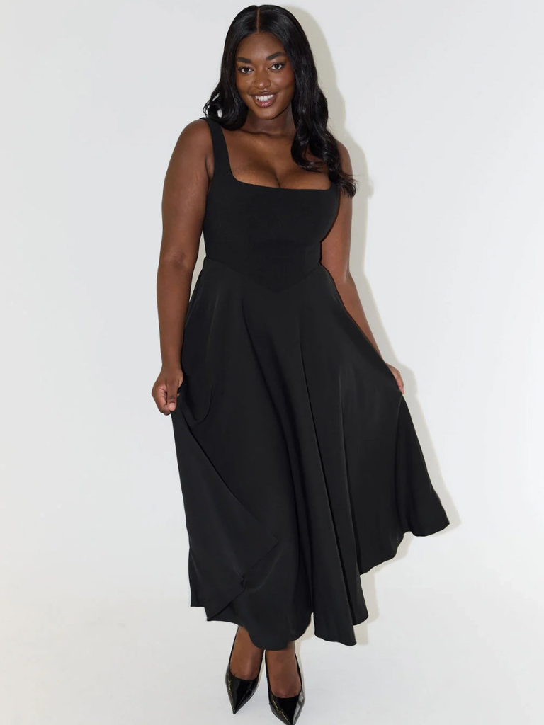Julia | Elegante midi-jurk met vierkante hals
